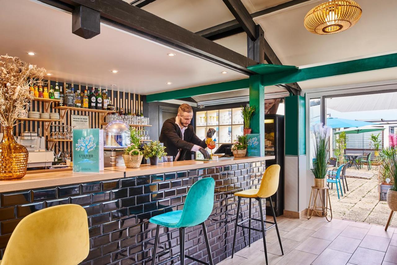 Ibis Budget Saint-Ouen-L'Aumone Bagian luar foto