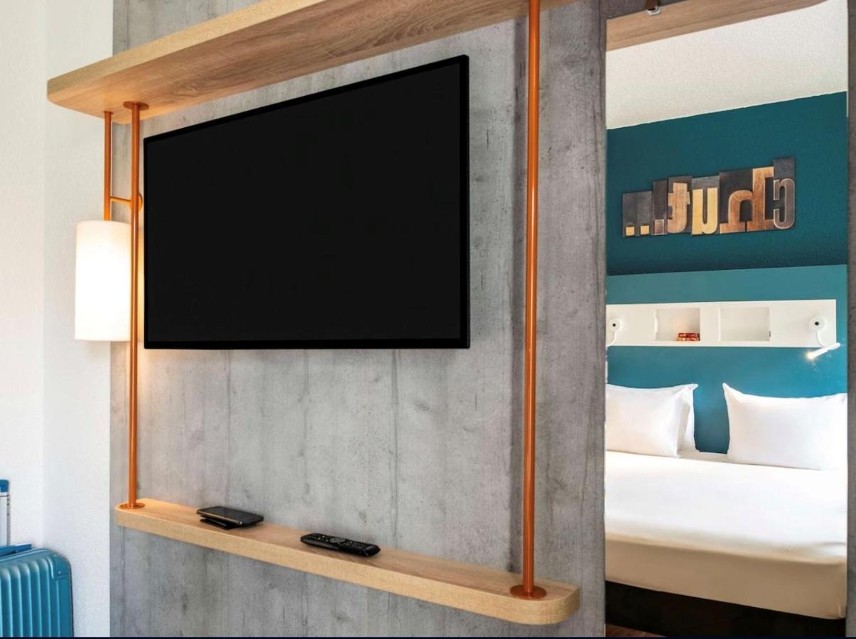Ibis Budget Saint-Ouen-L'Aumone Bagian luar foto