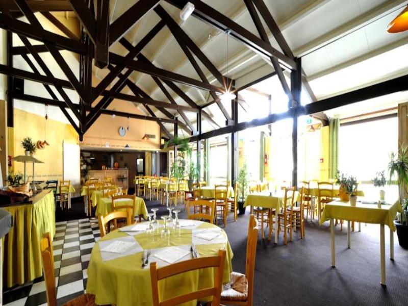 Ibis Budget Saint-Ouen-L'Aumone Bagian luar foto