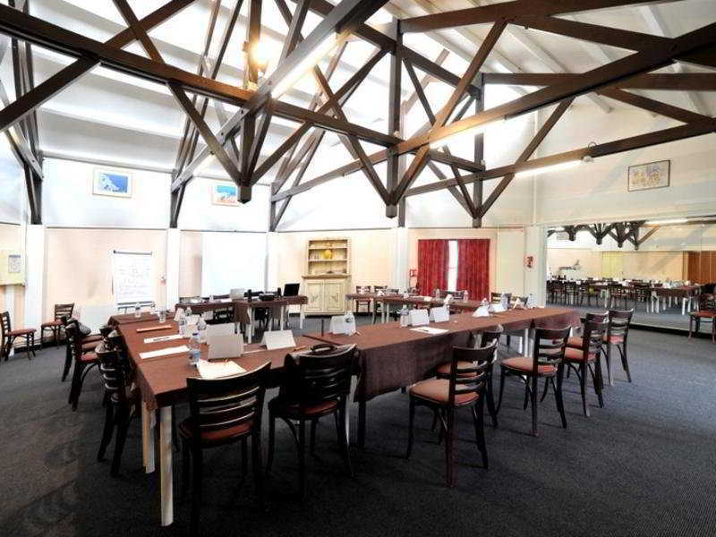 Ibis Budget Saint-Ouen-L'Aumone Bagian luar foto